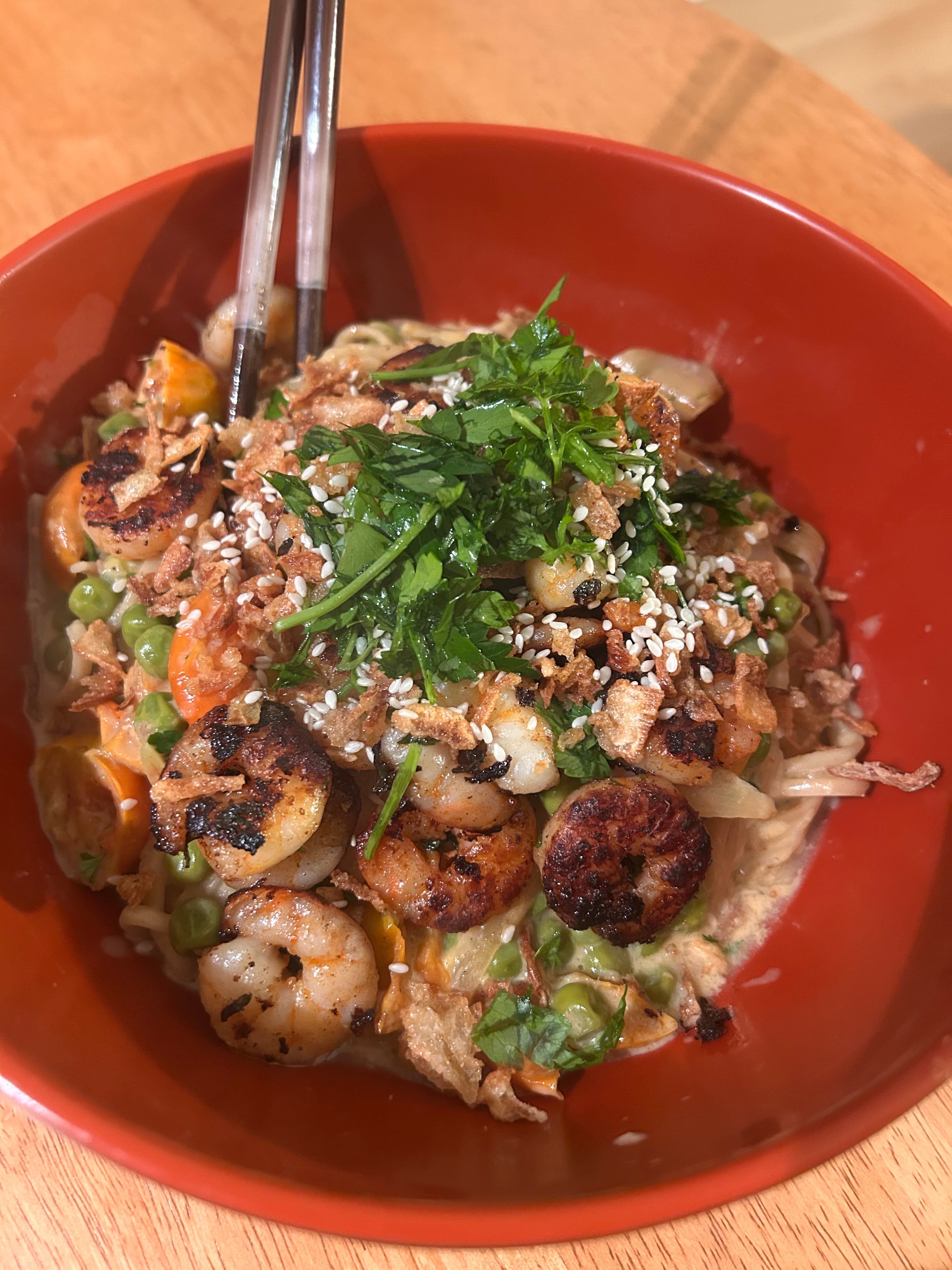 Coconut curry noodles with garlic butter prawns photo 2